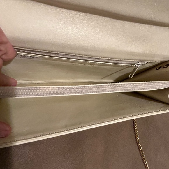 Christian Dior RARE envelope clutch crossbody, ivory leather LIKE NEW! - Picture 10 of 16